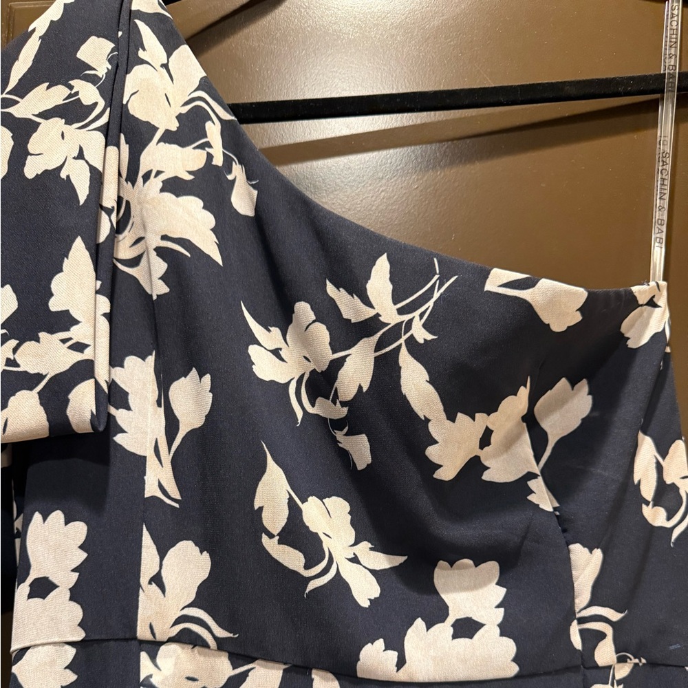 Sachin + Babi Chelsea Gown Navy Venetian Petal - Picture 8 of 8